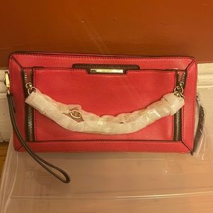 Large clutch